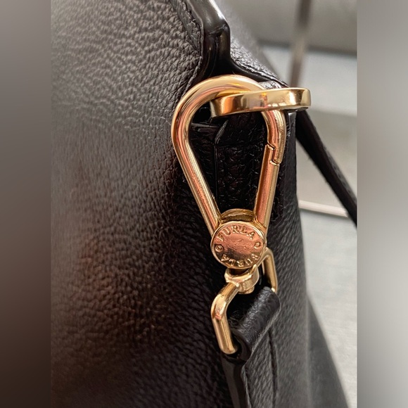 NWOT Furla Niki 2 way bag MSRP $339 pebbled leather. 10.5“ x 8“ x 4“ - Picture 7 of 16